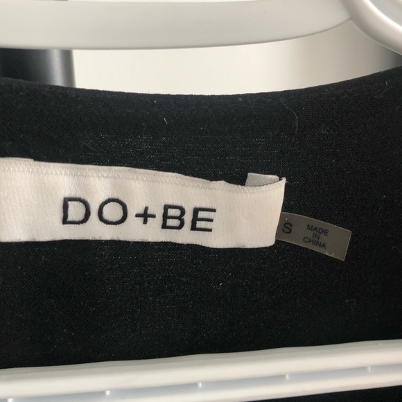 Black long sleeve wrap shirt - Picture 2 of 3